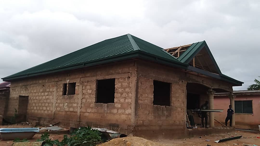 Completed Aluzinc self-lock roofing system – side view